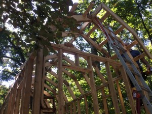 Looking at the back of the house, which is also the front of the trailer. 